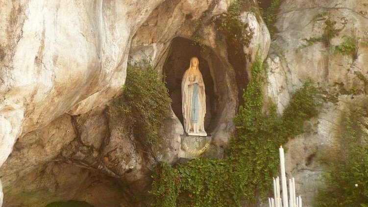 Imagem de Nossa Senhora de Lourdes